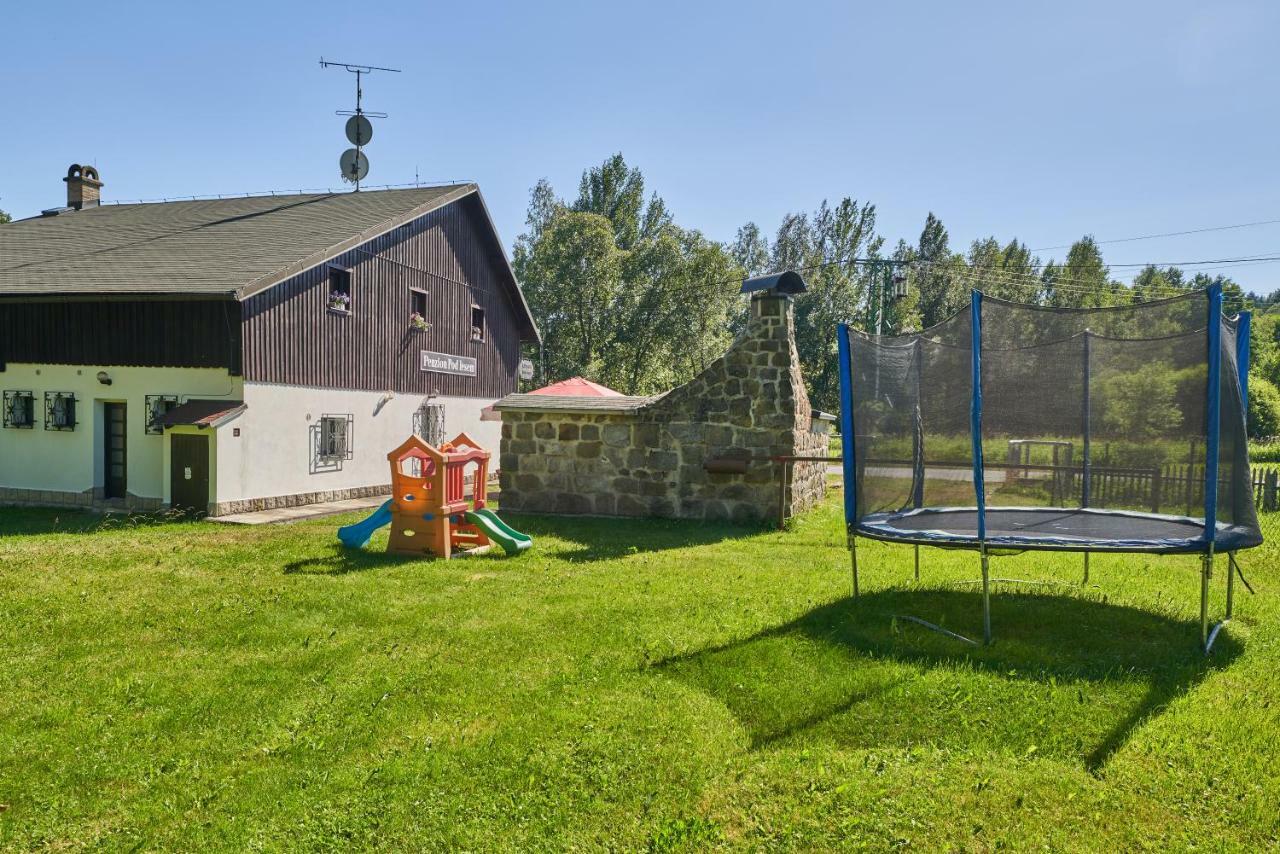 Penzion Pod Lesem Hotel Hodkovice Bagian luar foto